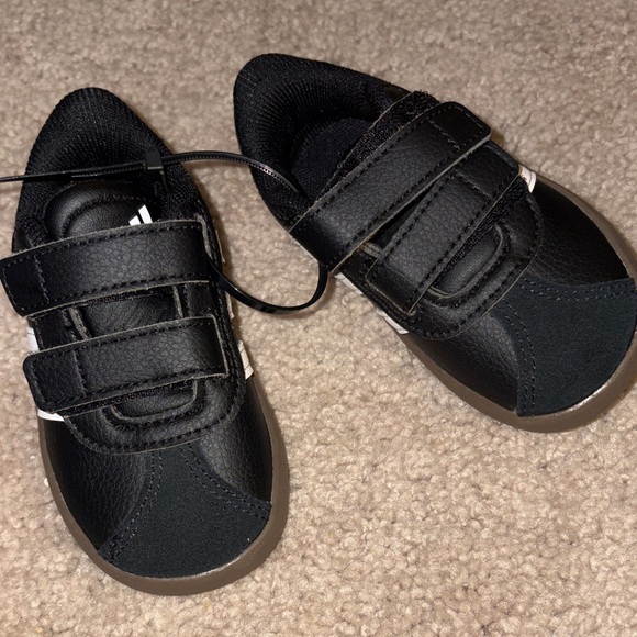 adidas Kids Black & White Velcro Sneakers - Picture 3 of 3
